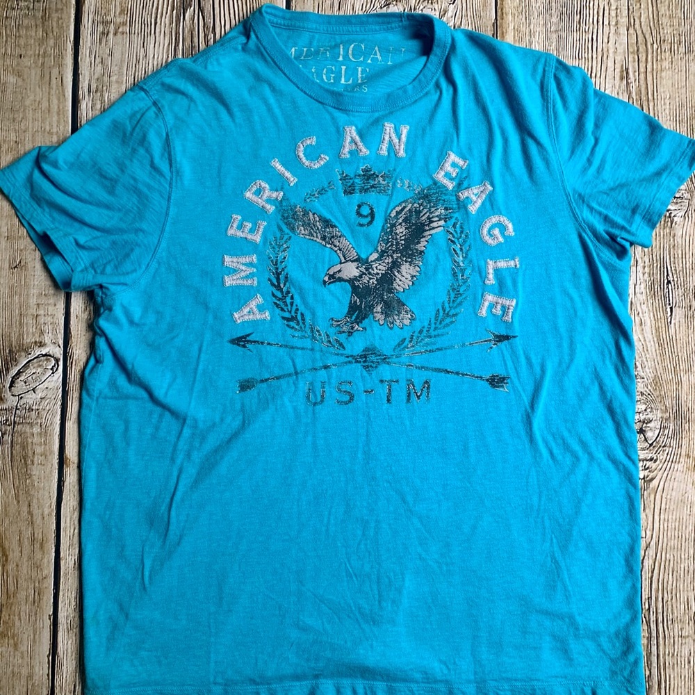 Blue American Eagle tee